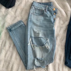 American eagle tomgirl jeans